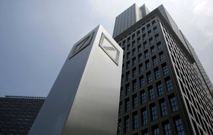 Deutsche Bank zaključio 2017. godinu s gubitkom