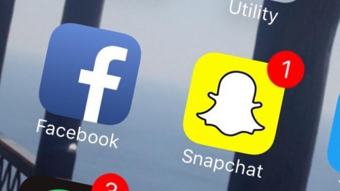 Facebook je prvo pokušao da kupi Snapchat, a onda ga je iskopirao