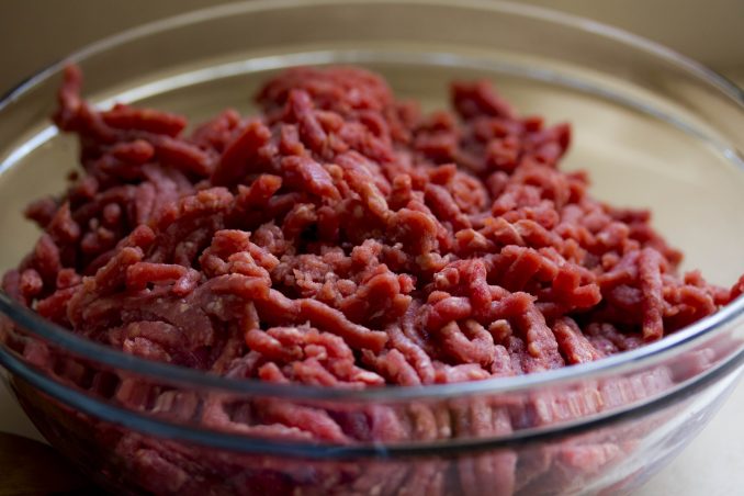 Skandal drma EU: Belgijska klanica u meso stavljala klanični otpad