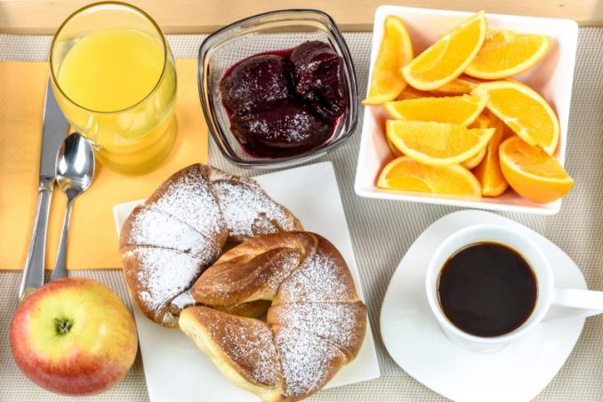 Četiri uobičajene greške koje ljudi rade kod doručka