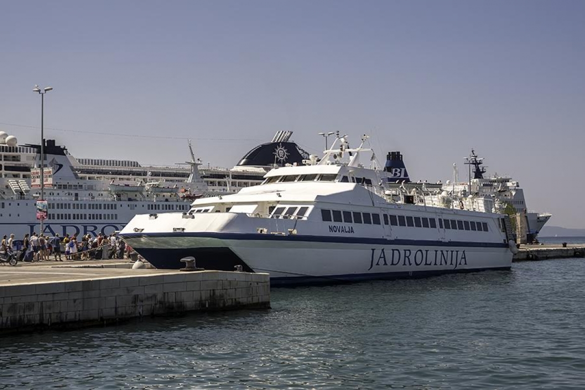 Barska plovidba nije uspjela da kupi feribot, Bar-Bari ostaje Jadroliniji