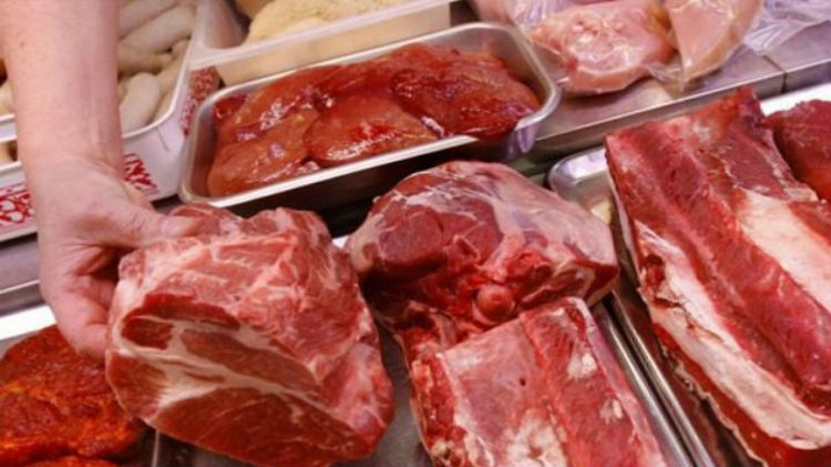 Iz prodavnica širom Evrope povučene tone opasne hrane: Trulo meso, lažno mlijeko u prahu…