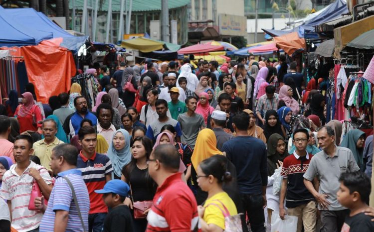 Stanovnici Malezije prikupljaju novac da vrate državni dug