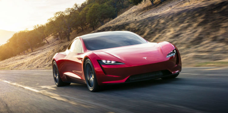 Mask najavljuje Tesla Roadster s raketnim motorima