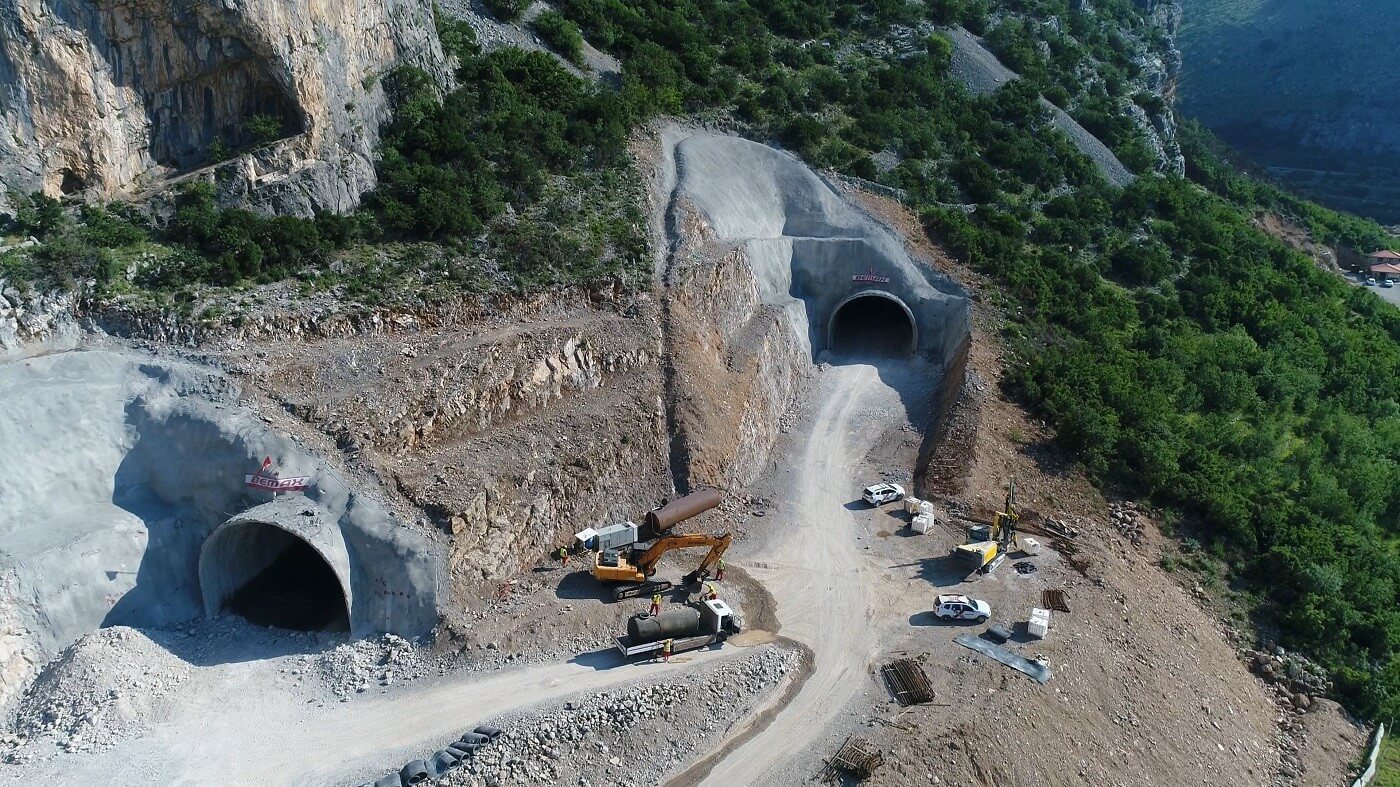 Zvaničnik EU: Veliko je pitanje kako će se završiti projekat autoputa u Crnoj Gori