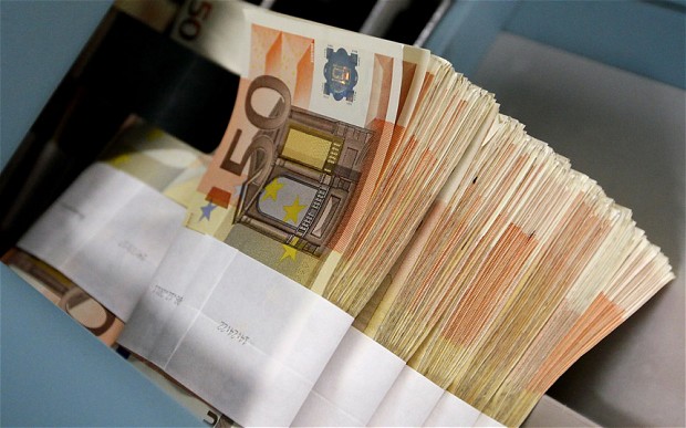 Evropska centralna banka štiti evropsku privredu doštampavanjem 1000 milijardi eura