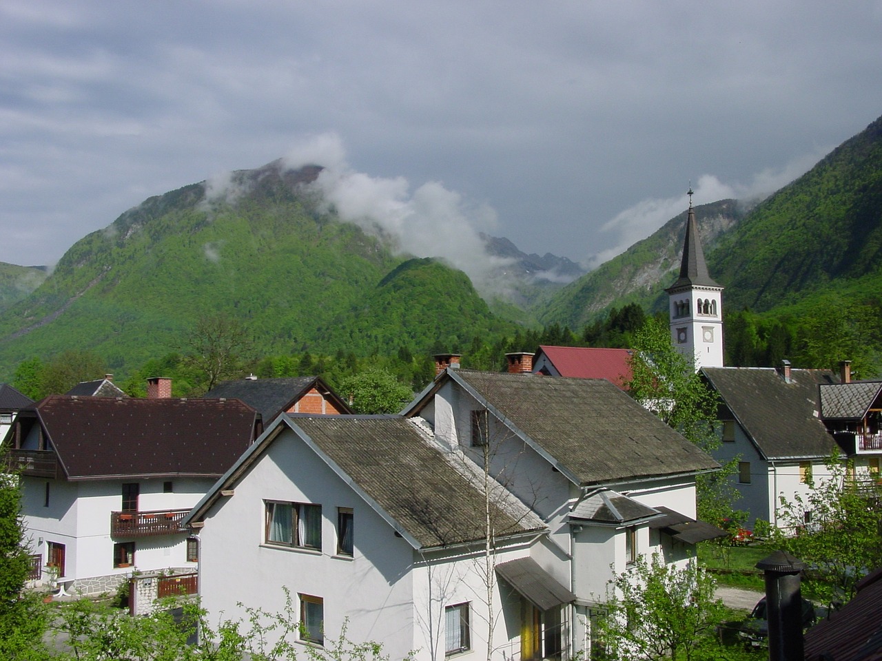 Slovenci razvijaju mrežu pametnih sela, podstiču mlade da tu i ostanu