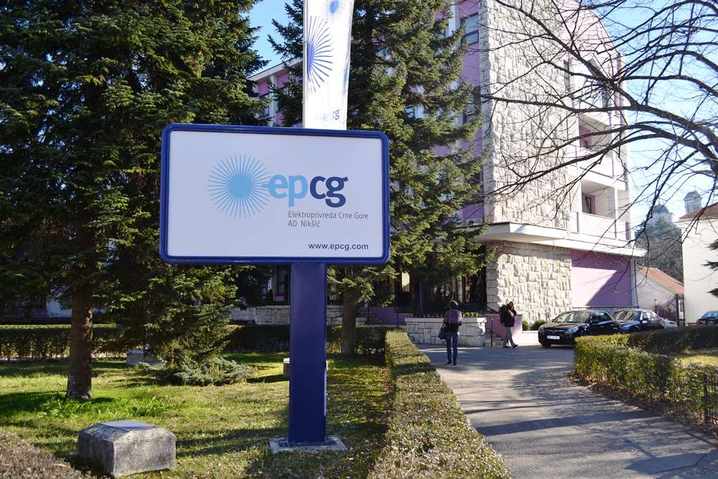 EPCG pravi solarnu elektranu na krovu sjedišta u Nikšiću