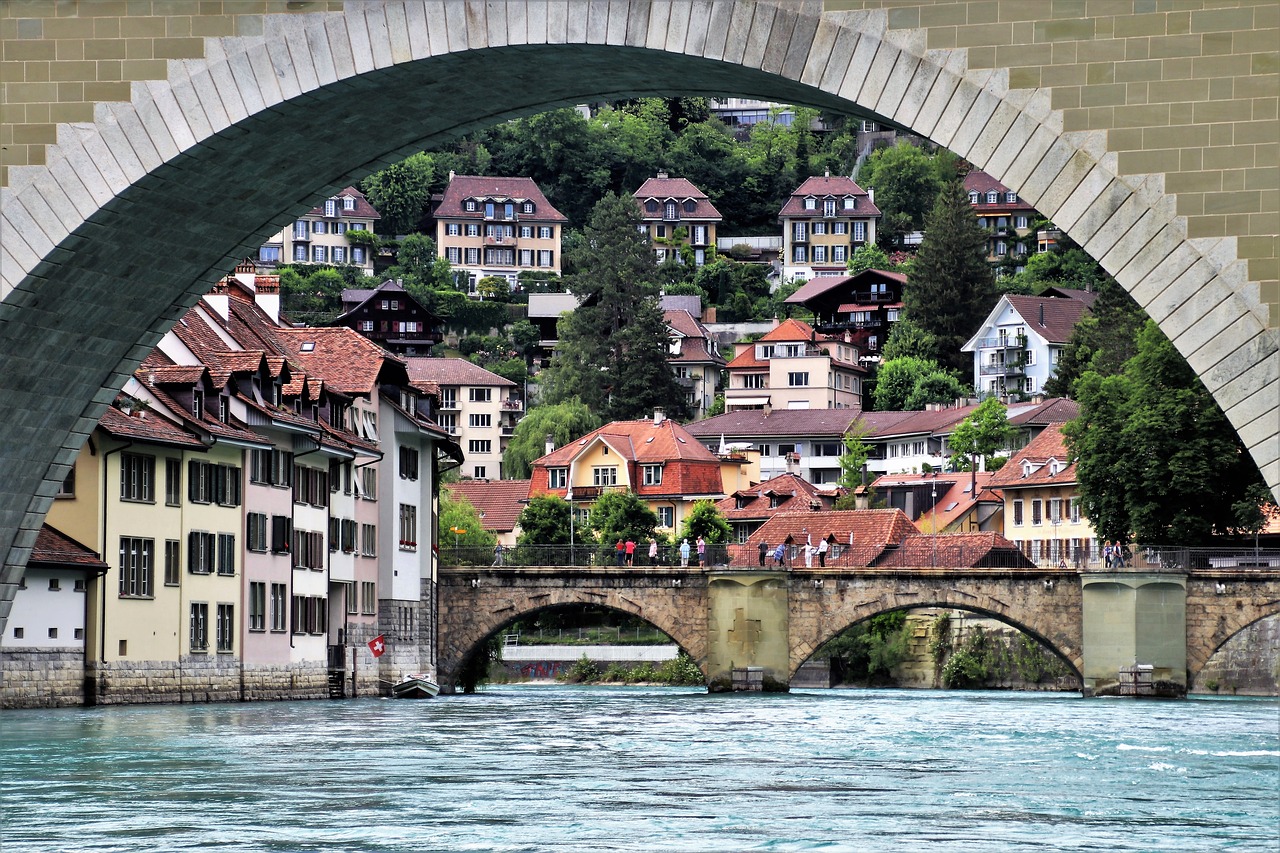Osnovni dohodak: Mještani švajcarskog sela dobijaće 2.570 dolara mjesečno, bez ikakve obaveze