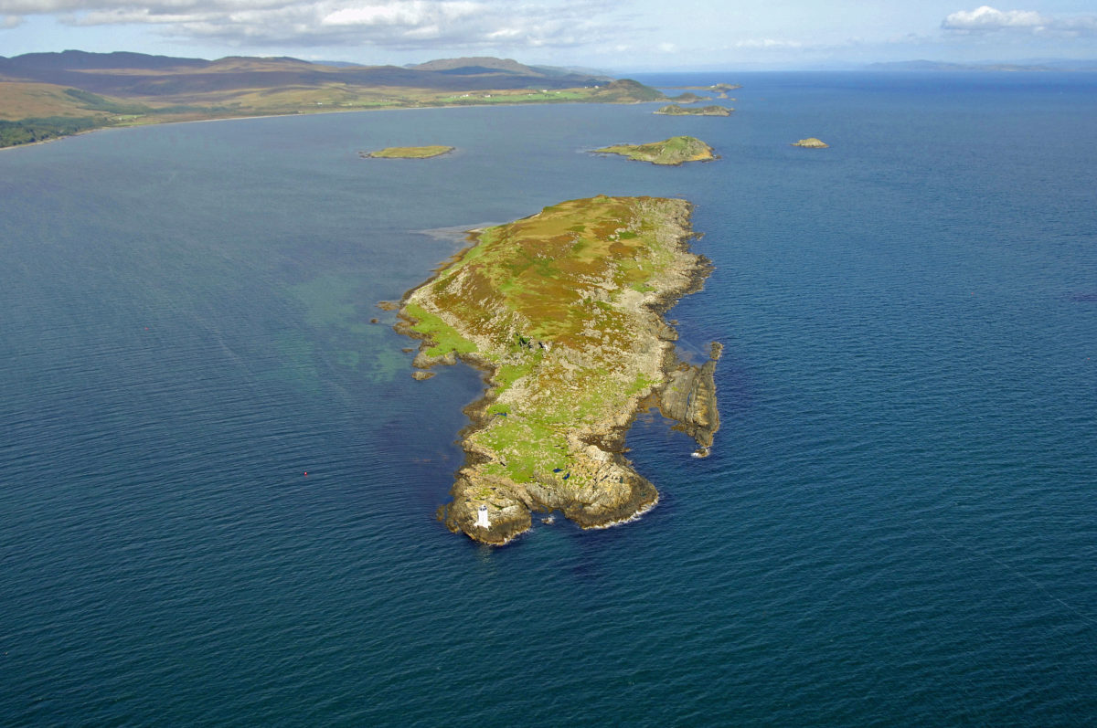 Po cijeni kuće ili većeg stana u Budvi, u Škotskoj možete kupiti ostrvo