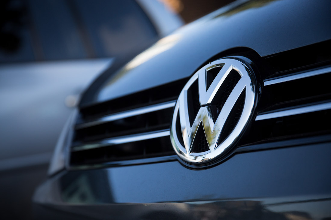 Volkswagen mijenja logo