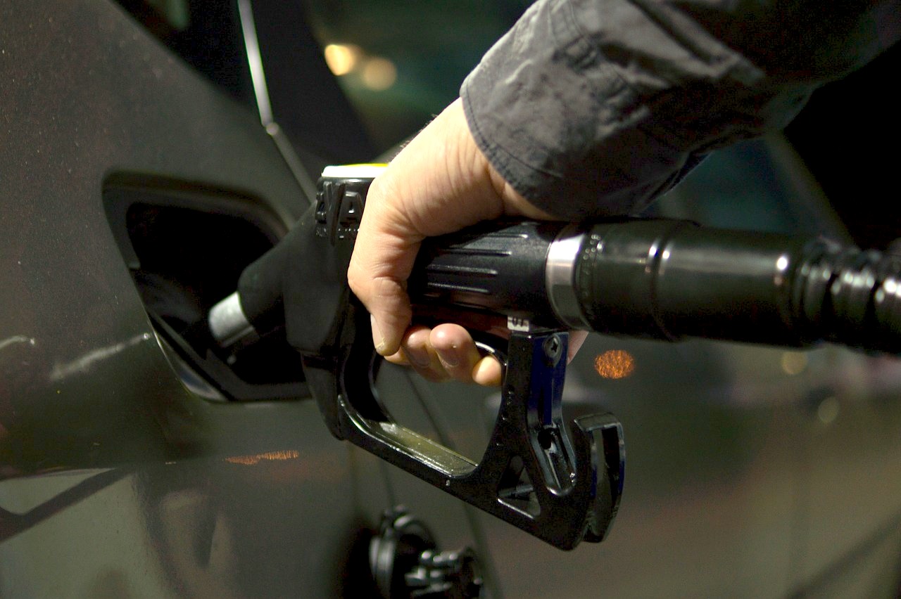 Pale cijene goriva: Eurosuper 1,32 eura, dizel 1,21 eura