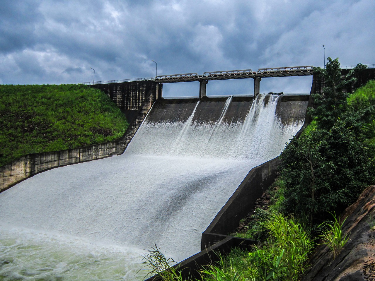 Kinezi ponudili gradnju osam hidroelektrana na Morači