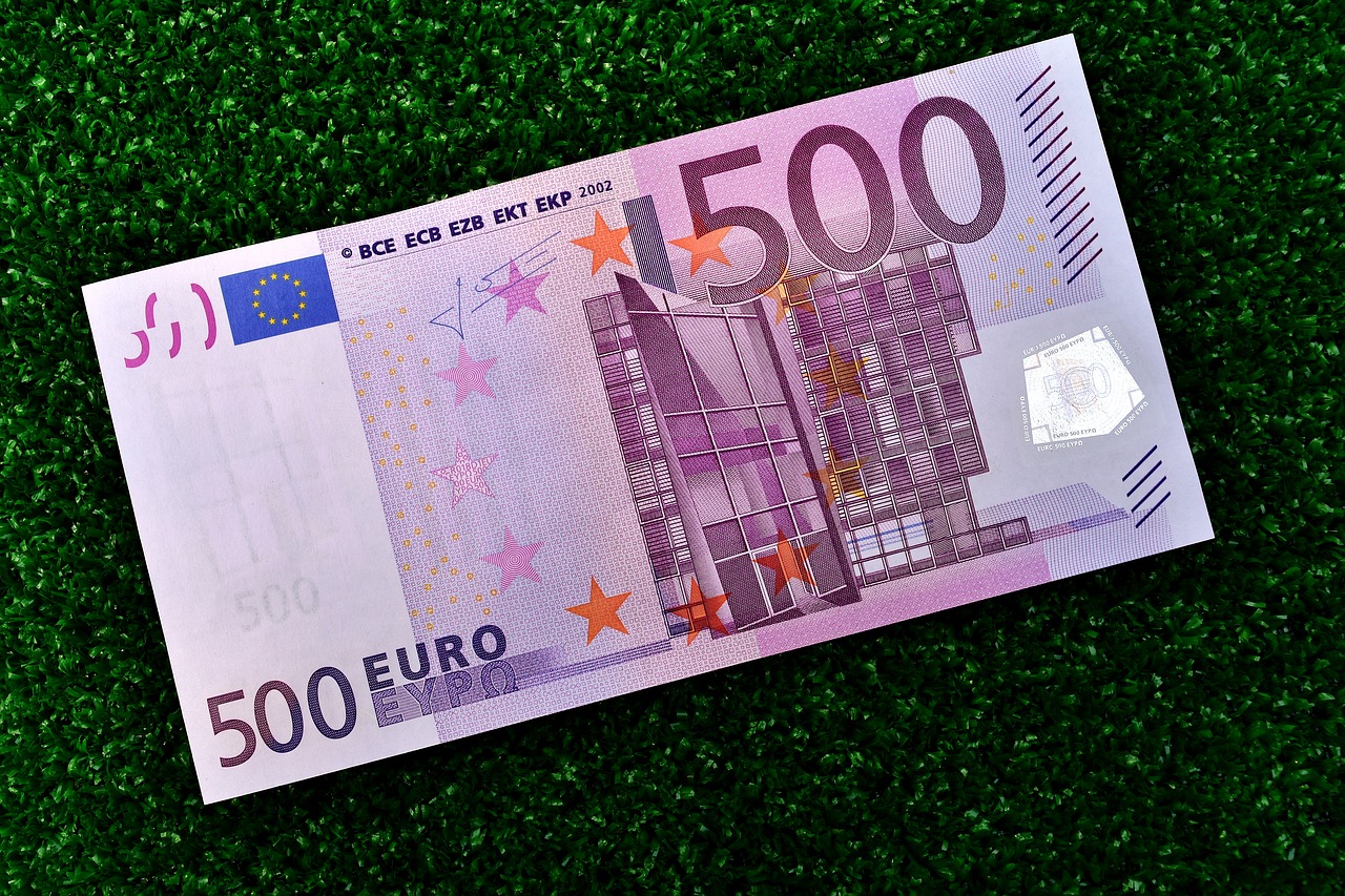 Novčanice od 500 eura ostaju u opticaju
