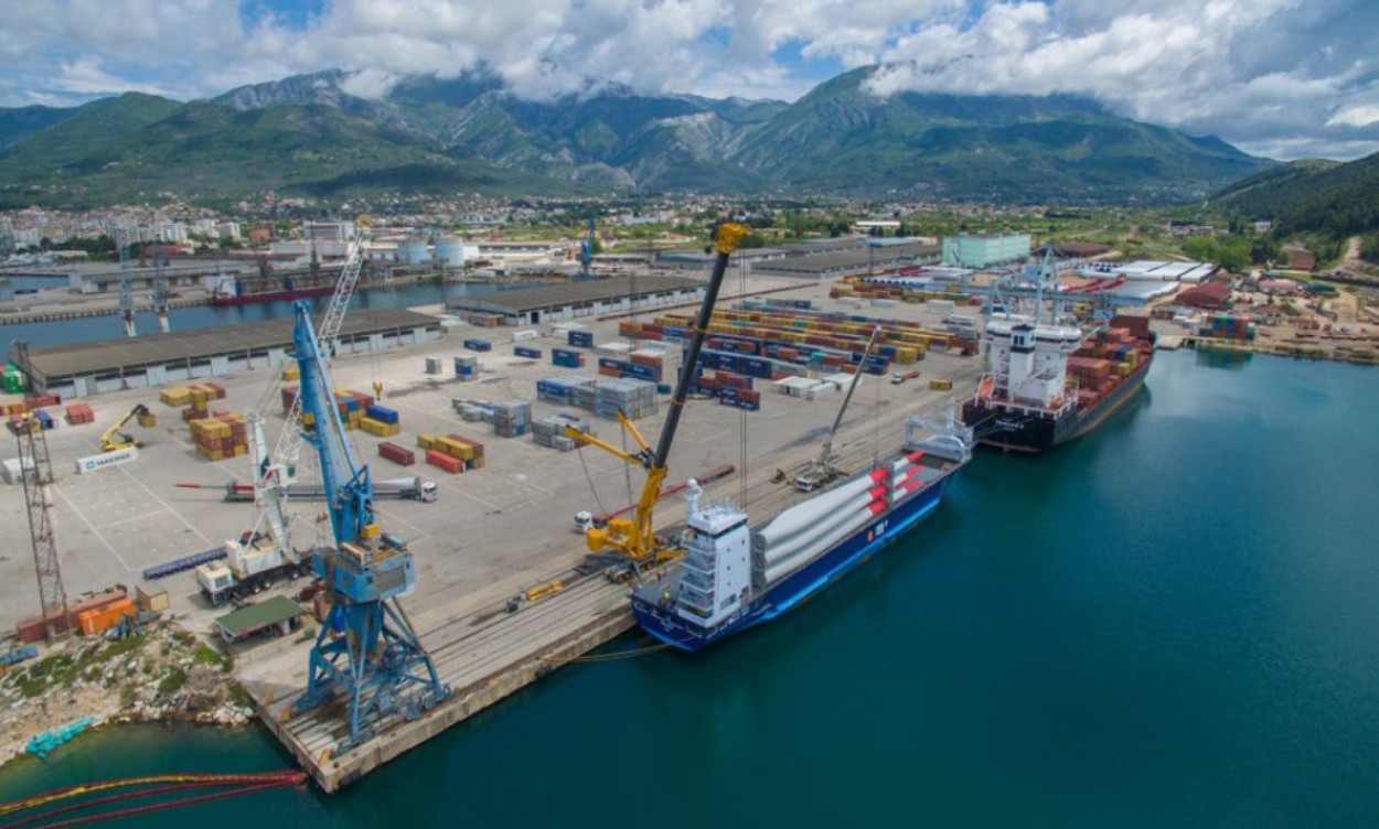 Dan: Država uz Port of Adria preuzima i dugovanja kompanije od 35,6 miliona eura