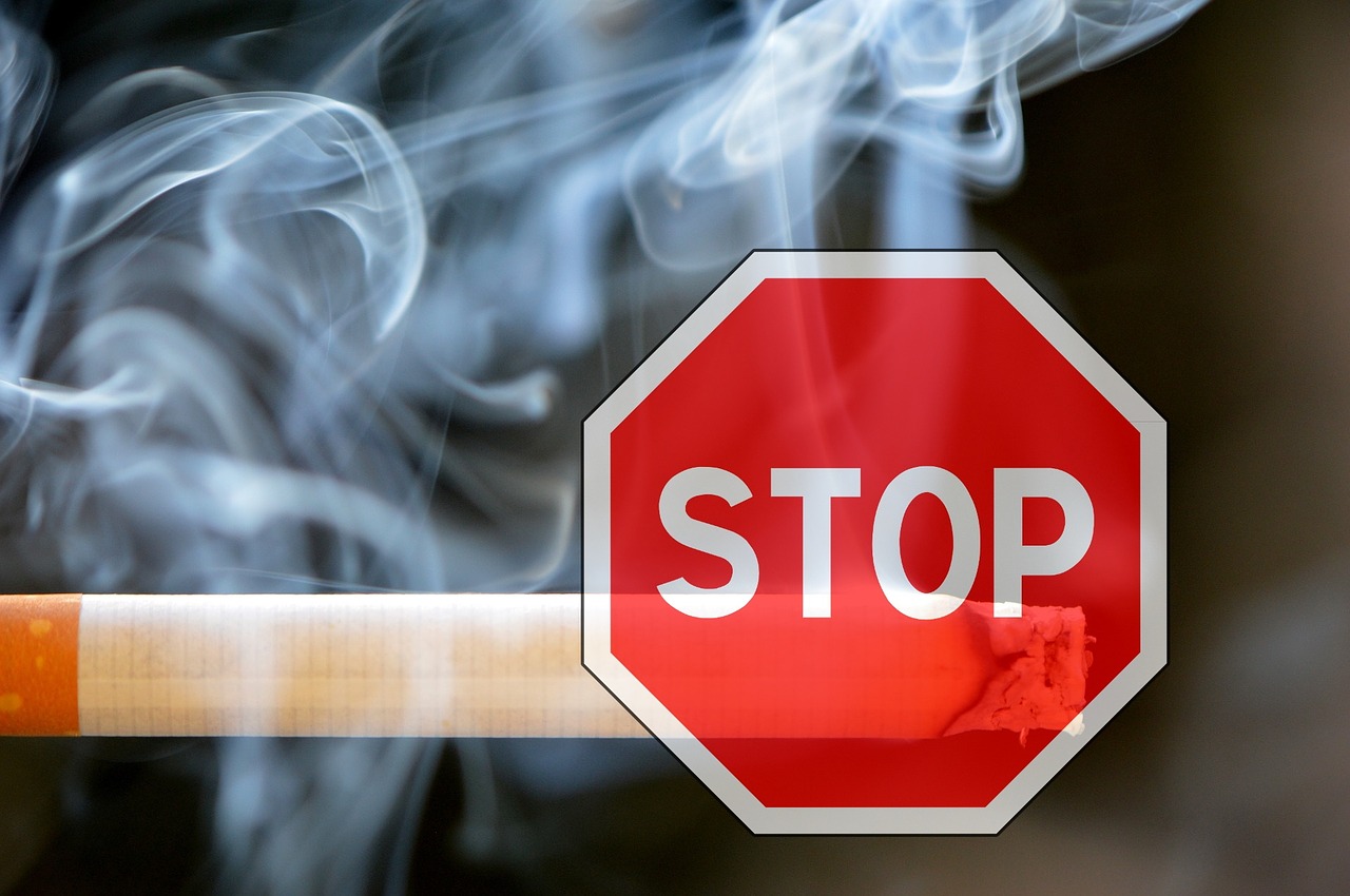 Prve kazne zbog pušenja u zatvorenom: Kafić u Danilovgradu mora da plati 600 eura