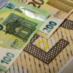 euro, 100 eur, 200 eur