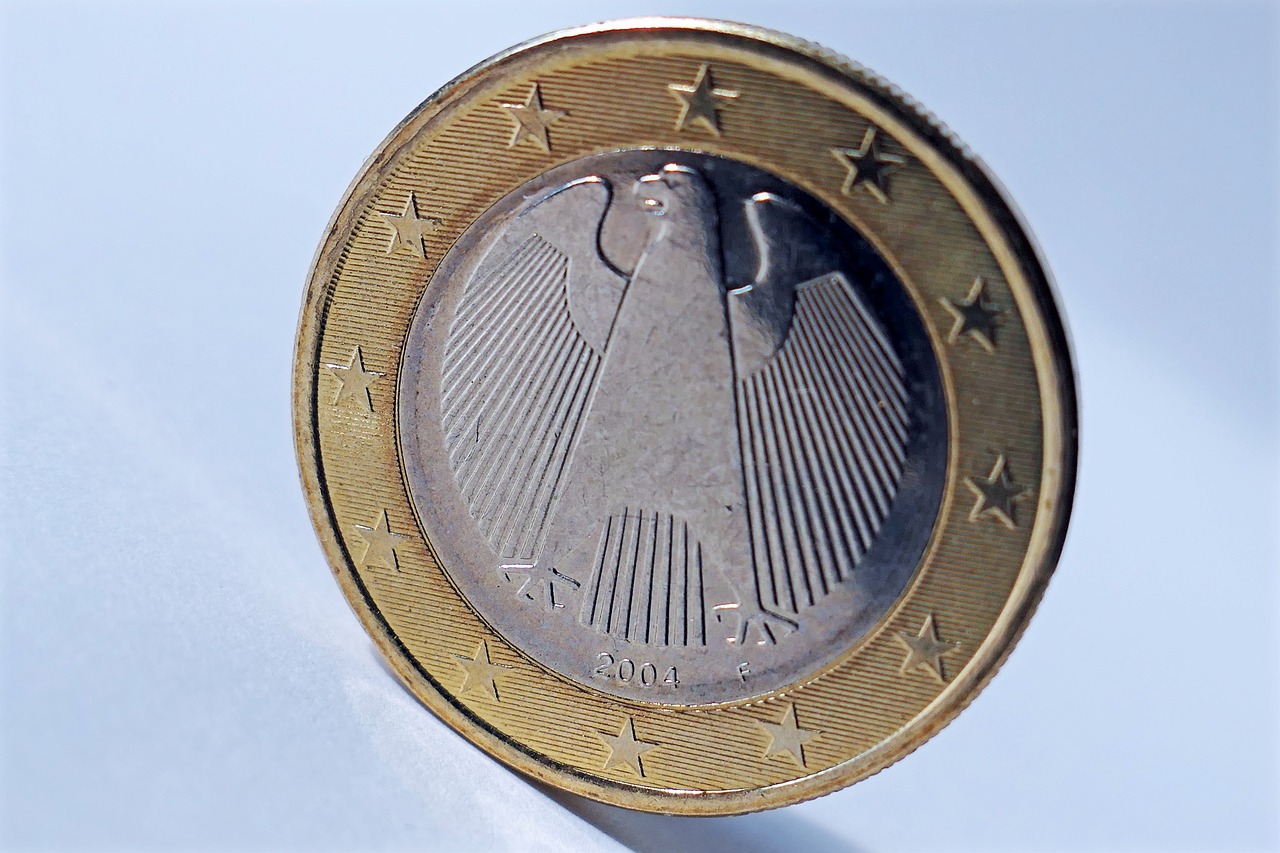 Brisel će predložiti model kako da zadržimo euro