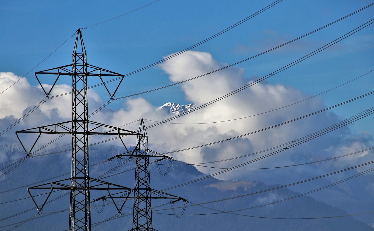 Gubici električne energije veći od plana, Vlada traži akciju EPCG-a i CEDIS-a