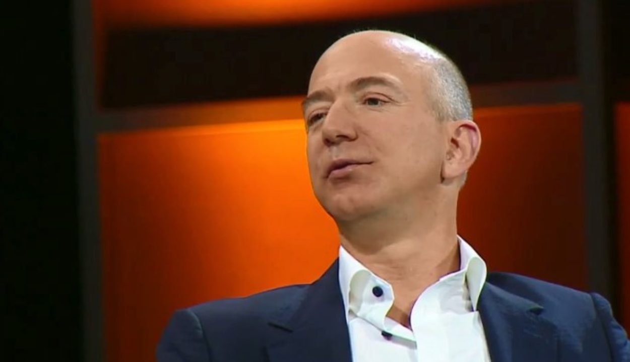 Bezos odstupa sa čelnog mjesta Amazona 5. jula