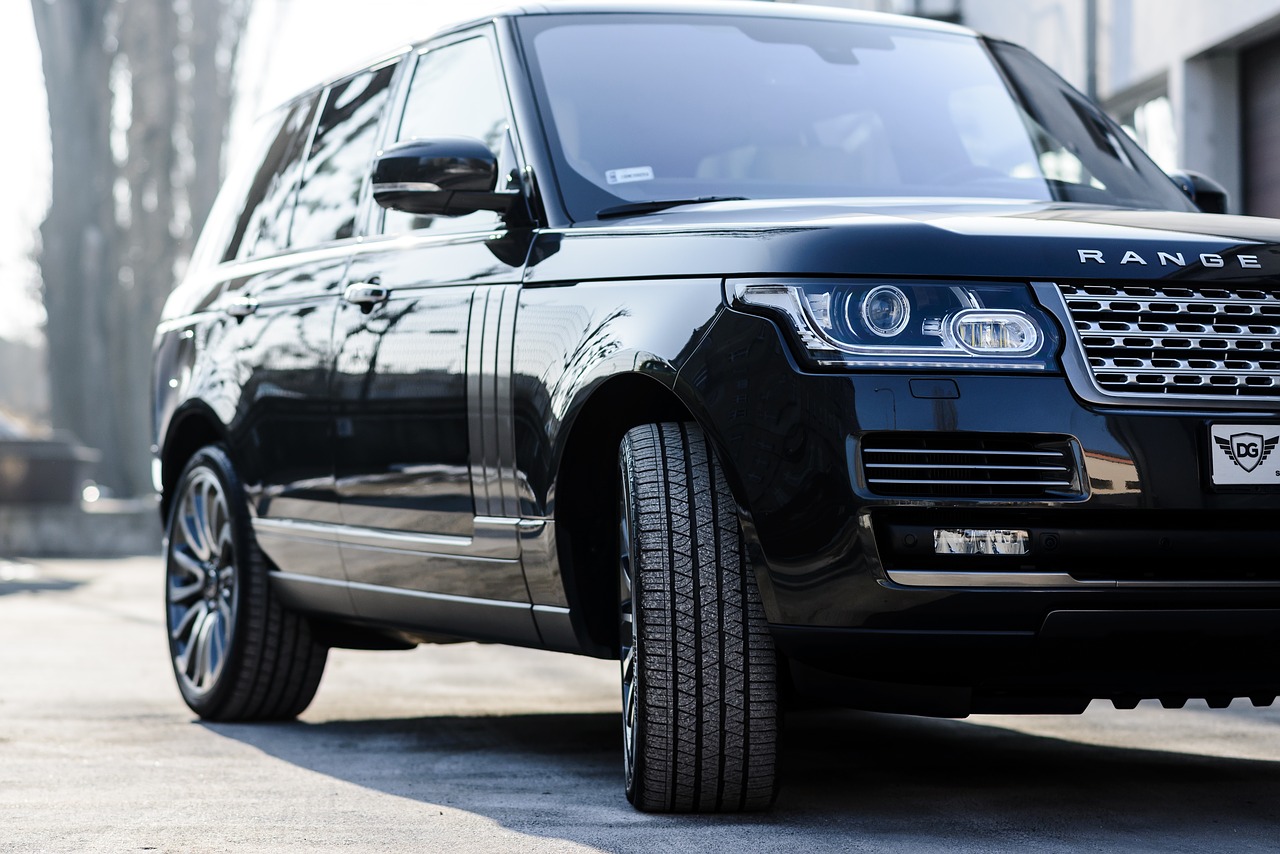 Jaguar Land Rover u koferima donosio auto-djelove za svoje fabrike u Britaniji