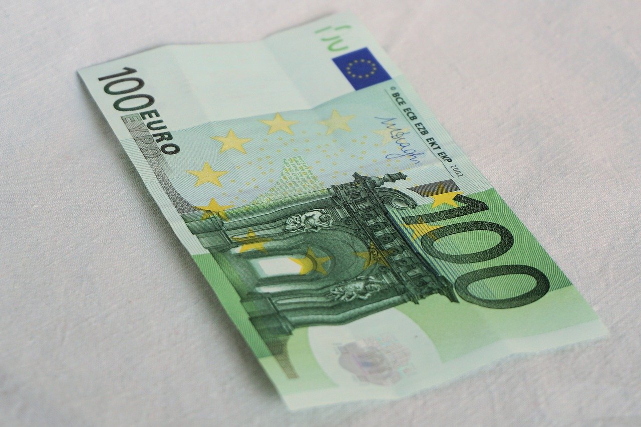 Odliv novca u korona periodu: Iz Crne Gore povučeno preko 160 miliona eura
