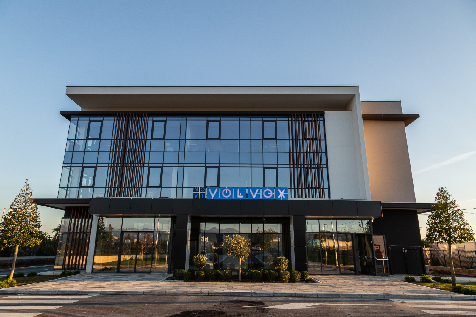 Novi Volvox je otvorio novi prodajno izložbeni salon u Podgorici