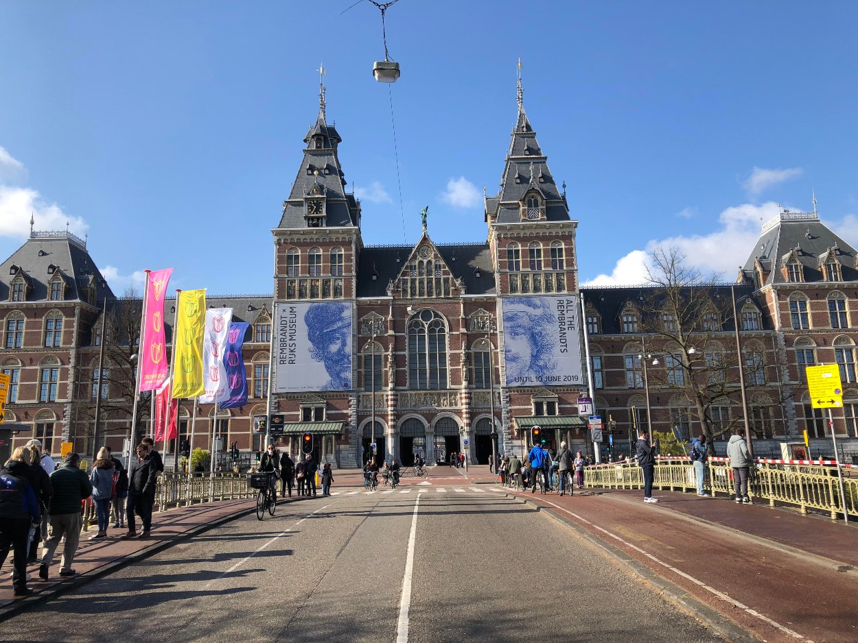 Amsterdam uvodi brutalno visoku boravišnu taksu