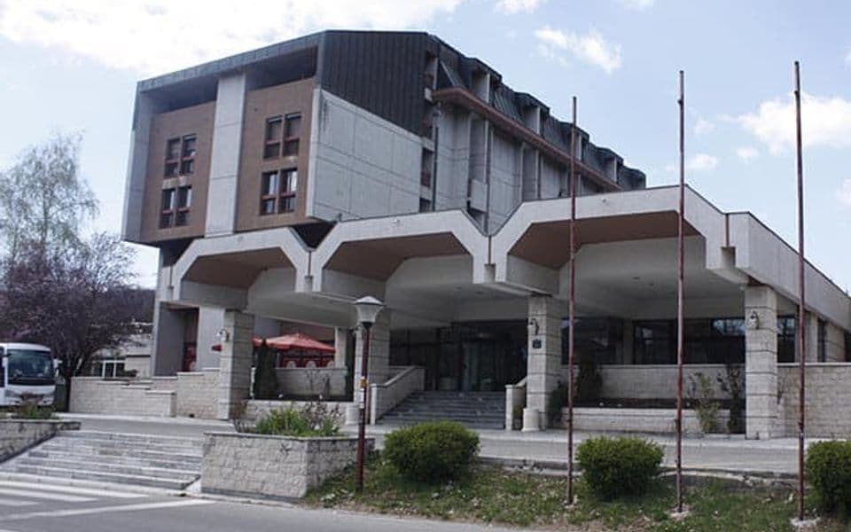 Cetinjski hotel “Grand” na prodaju, državi pravo preče kupovine