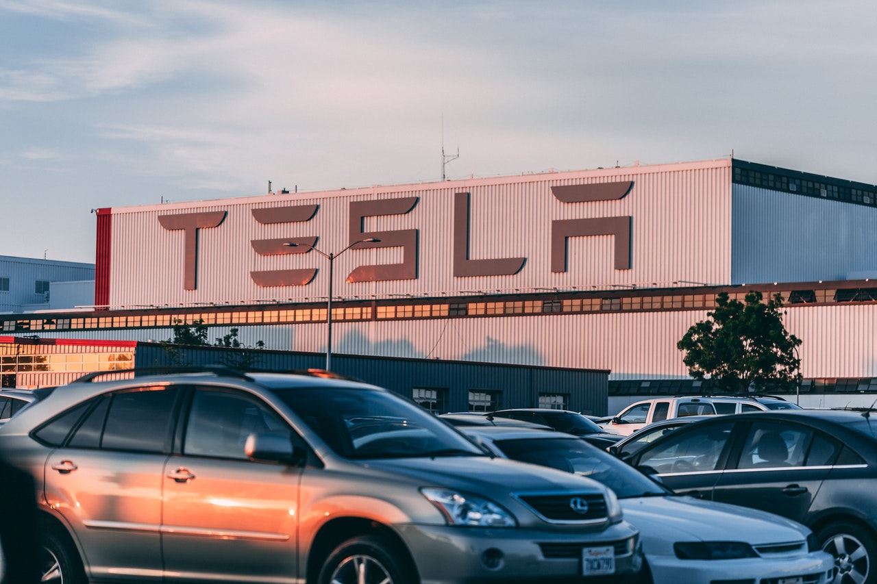 Tesla gradi fabriku baterija u Šangaju