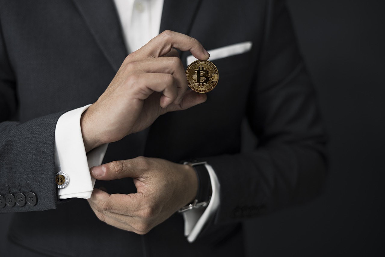 Jedan bitcoin kao kilo zlata: Kriptovaluta prvi put iznad 70.000 dolara