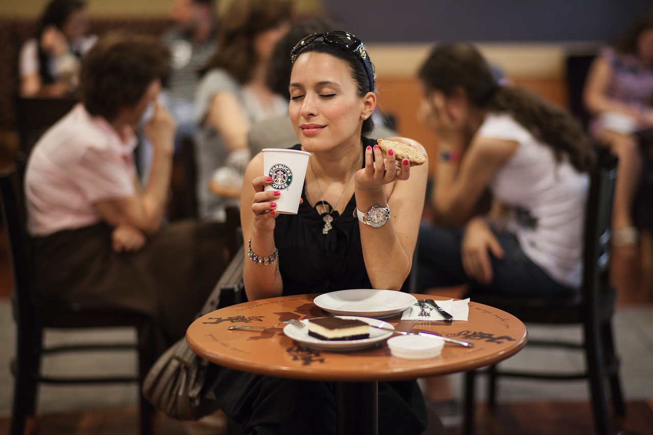 Starbucks puni 50 godina, časti šoljicu kafe