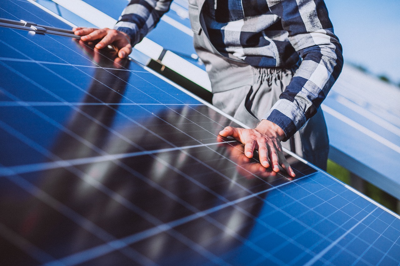Projekat Solari za masovnu ugradnju solarnih panela: Javni poziv građanima i privredi 1. novembra, ugovoren popust 20%