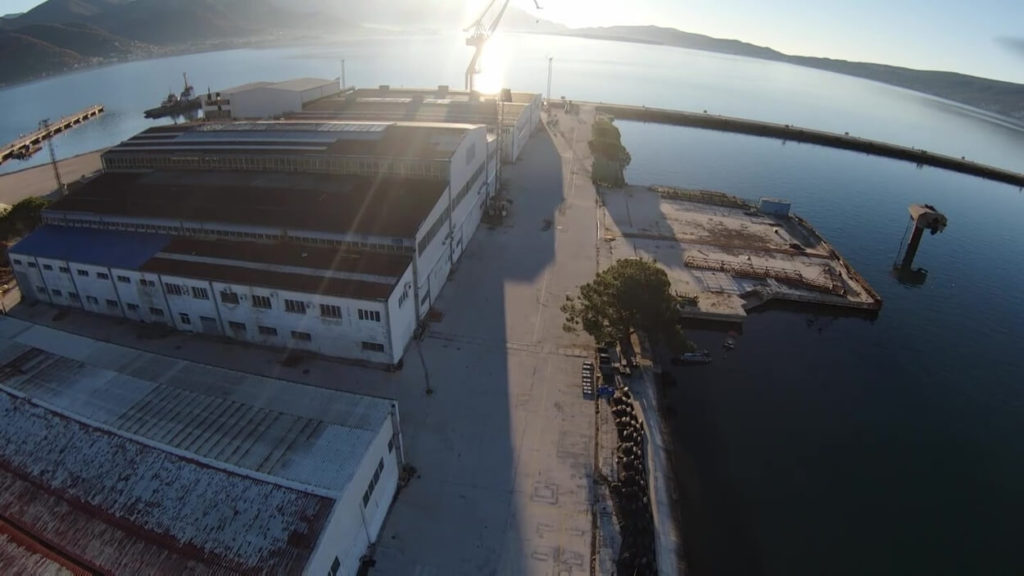 Bijela Adriatic 42 remont superjahti brodogradilište