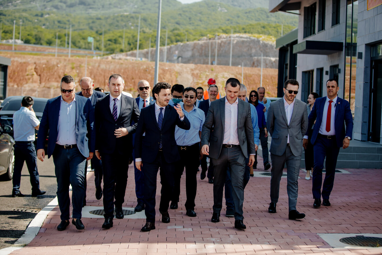 Vlada na auto-putu, Abazović: Vidimo se na otvaranju 13. jula