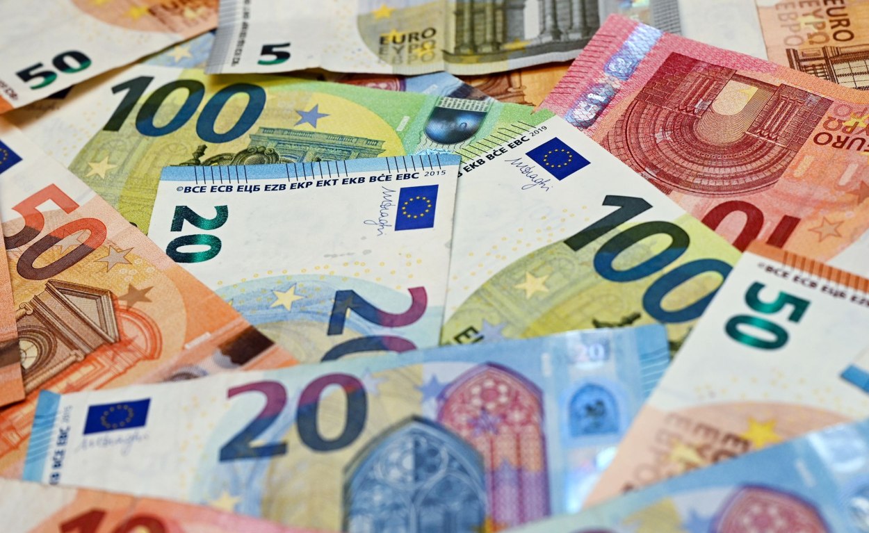 Depoziti na novom rekordu: U bankama skoro 4,4 milijarde eura