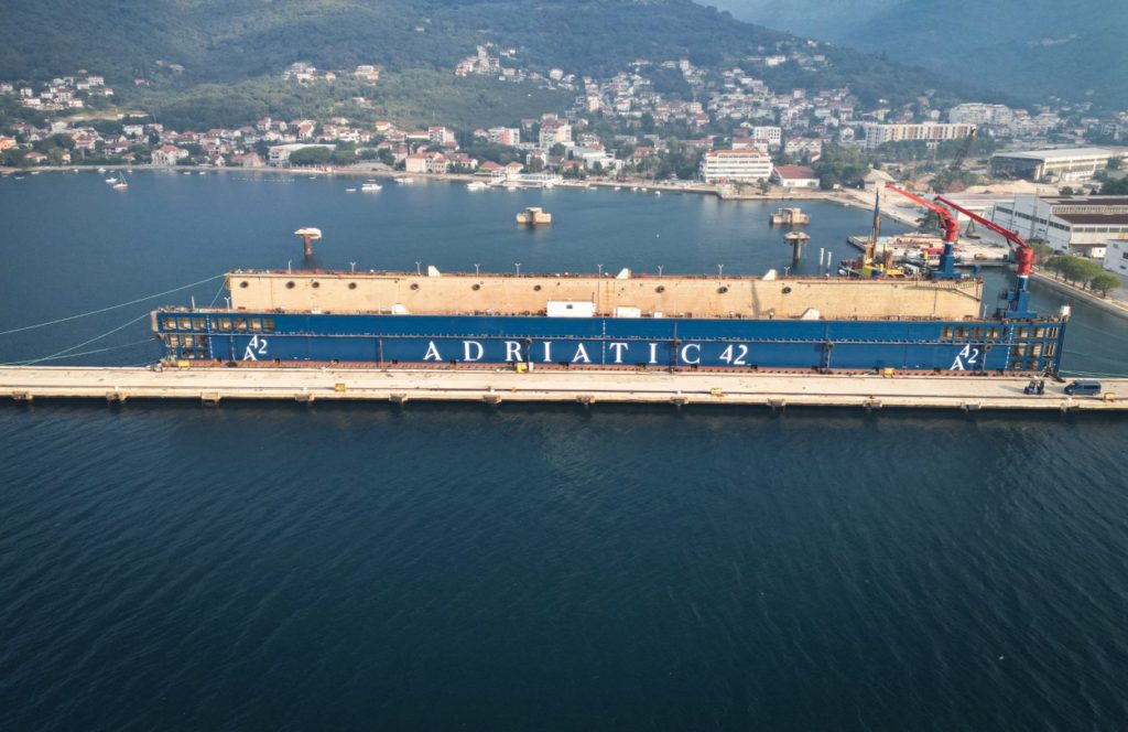 Adriatic 42 Bijela brodogradilište