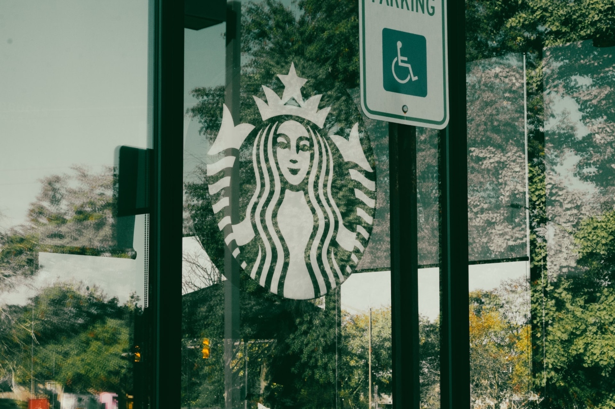 Starbucks dogodine otvara 100 novih kafića u Velikoj Britaniji