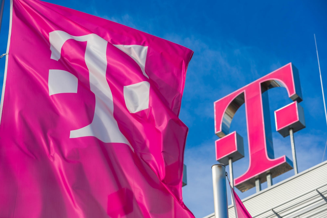Praznični poklon Telekoma: Aktivirajte besplatan internet kroz Telekom ME aplikaciju