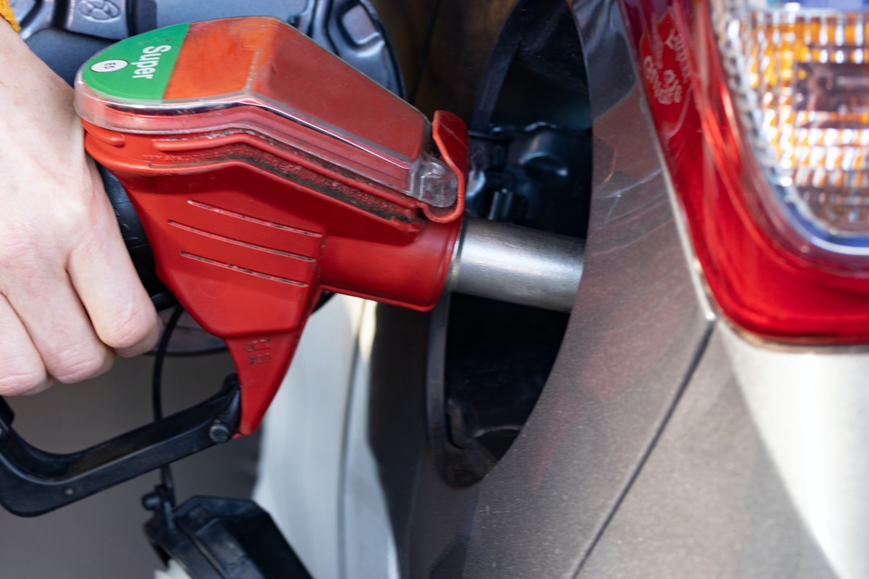 Novo pojeftinjenje goriva: Ovo su cijene za narednih 14 dana