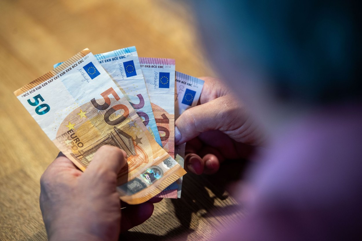 Prosječna zarada u januaru porasla na 819 eura