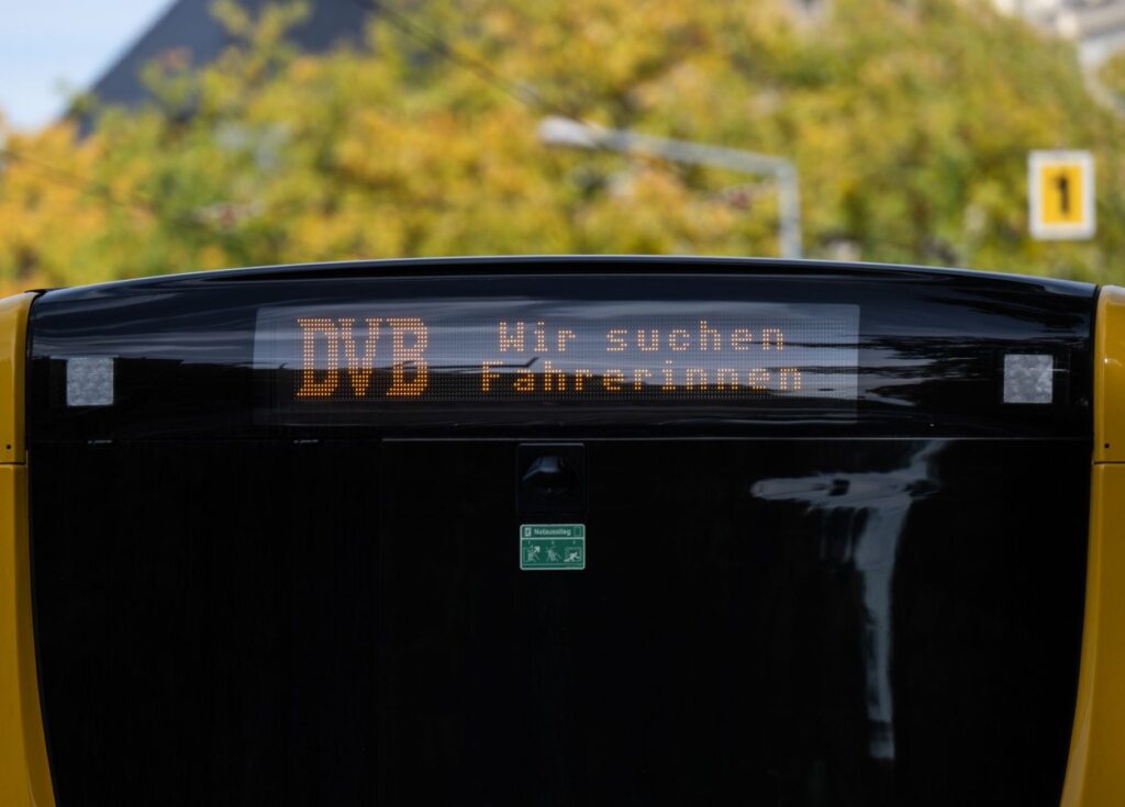 bus, autobus, driver, DVB, deutsche bahn, public transport