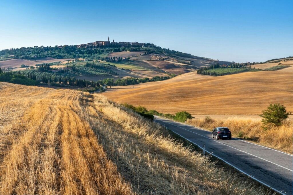 Toskana, Toscana, Siena, road, driving, village, rural, field, hill