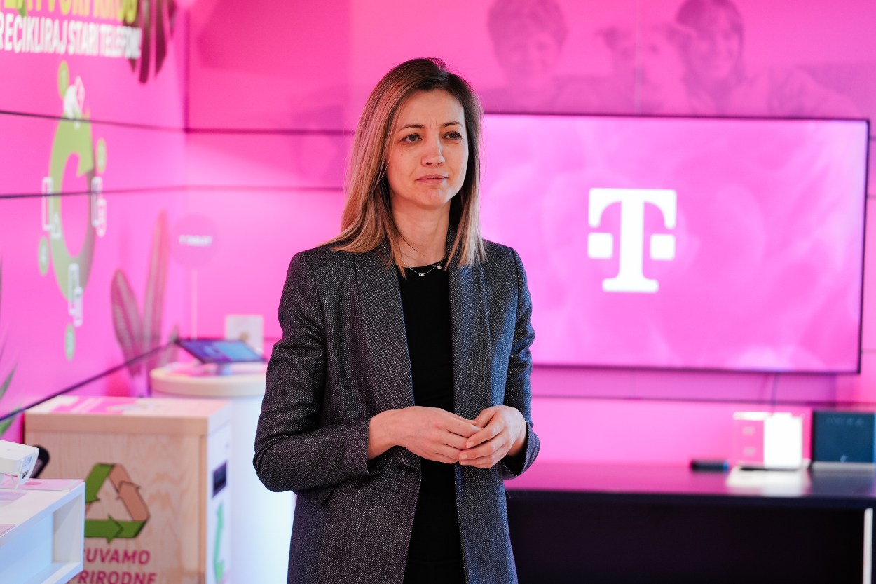 Jesenka Mihailović, Crnogorski Telekom