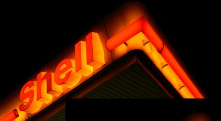 Shell razmatra preuzimanje BP-a