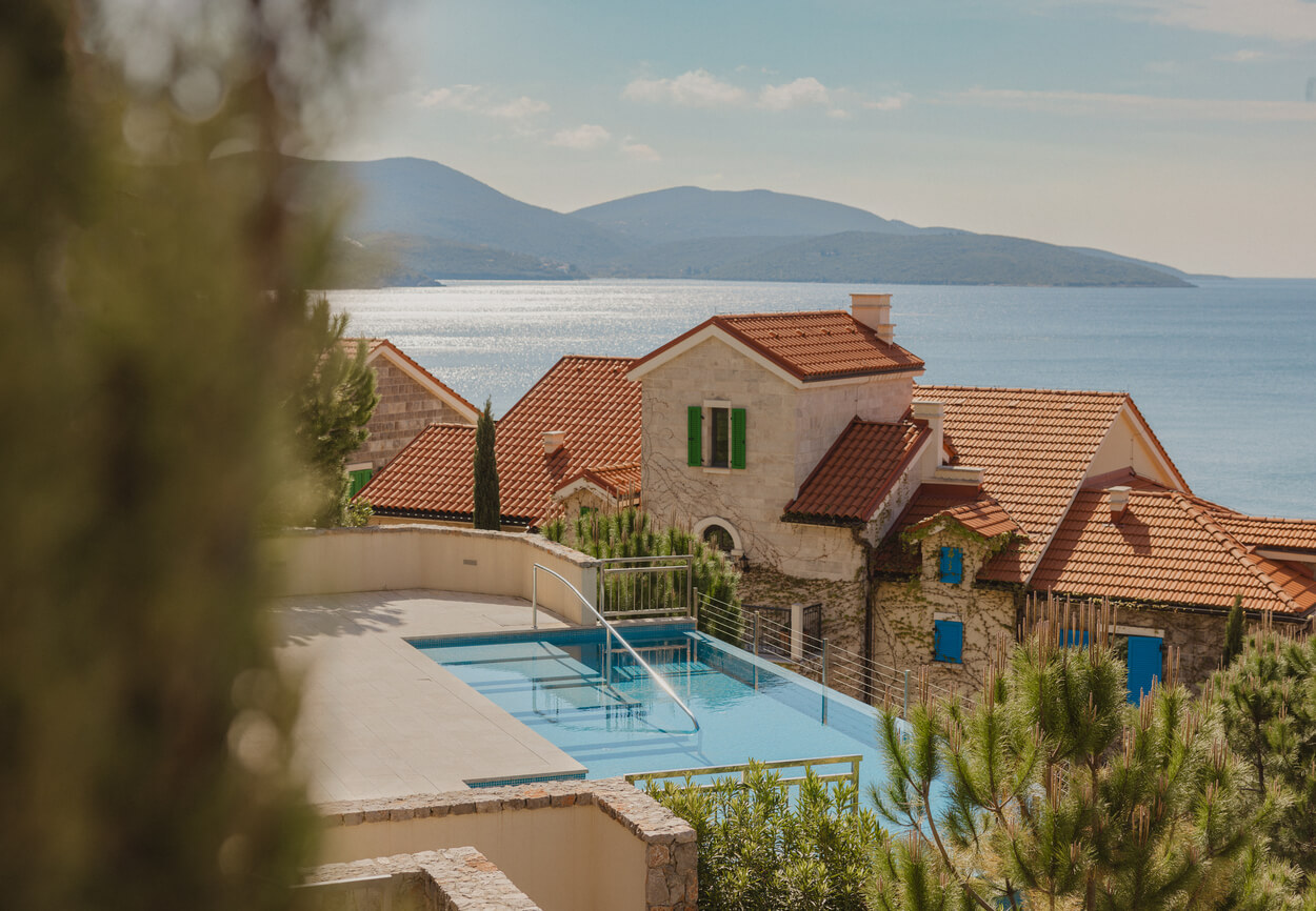 Luštica Bay, Luštica Development
