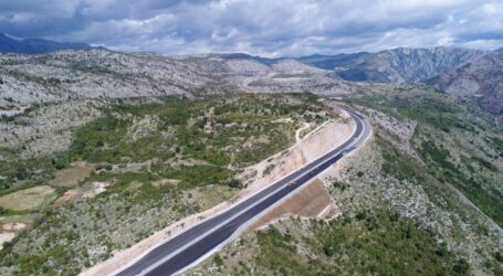 Dva puta po 100 miliona eura, euribor +1%, rok 18 godina: Svi detalji novog crnogorskog kredita za auto-put