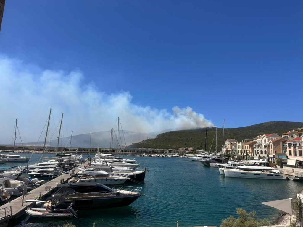 Poluostrvo Luštica, požar