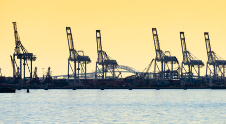 SAD sankcijama protiv ruskih naftnih giganata uzdrmale tržište: Cijene skočile 7% u sedam dana