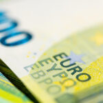 100 euro, money